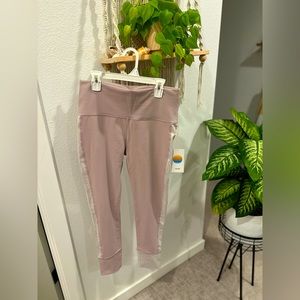 NWT Vuori Origin Dusk Leggings Medium